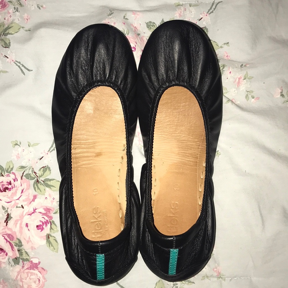 Matte Black Tieks
